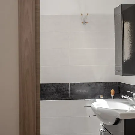 Casa Annetta * סארוק